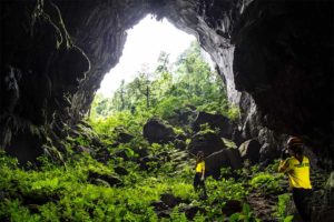 Tour mạo hiểm: Thung Lũng Sinh tồn – hang thủy cung
