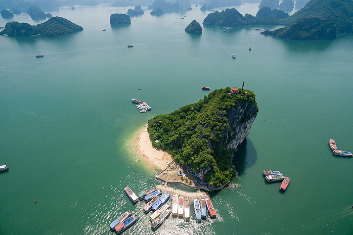 Tour Hạ Long 2 ngày 1 đêm ngủ tàu 5 sao