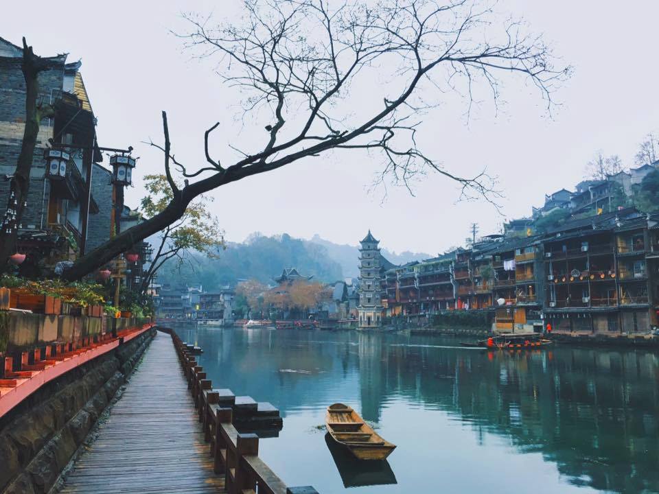 Tour Trương Gia Giới -Thiên Tử Sơn – Phượng Hoàng Cổ Trấn – Hồ Bảo Phong